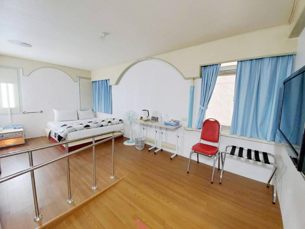 Hua Ku Hotel Ταϊνάν Εξωτερικό φωτογραφία